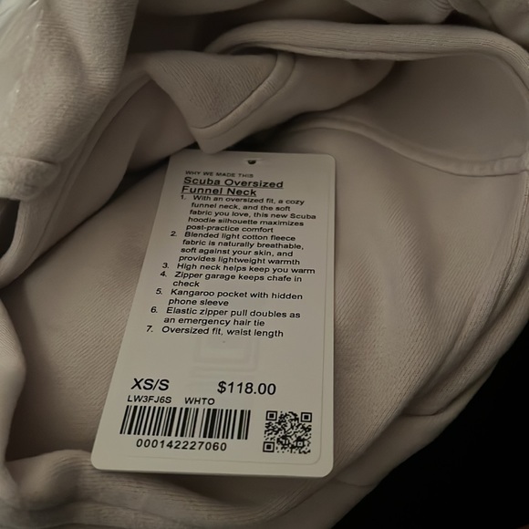 Lululemon Scuba Oversized Funnel Neck
Half-Zip - Picture 8 of 8